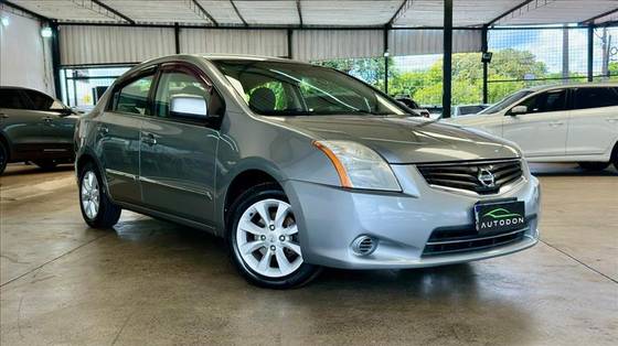 NISSAN SENTRA 2.0 16V FLEX 4P AUTOMÁTICO